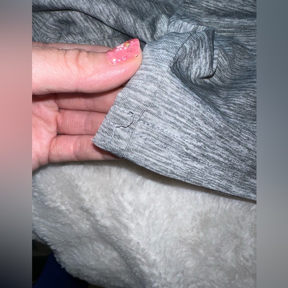 Under Armour Set - Picture 3 of 5